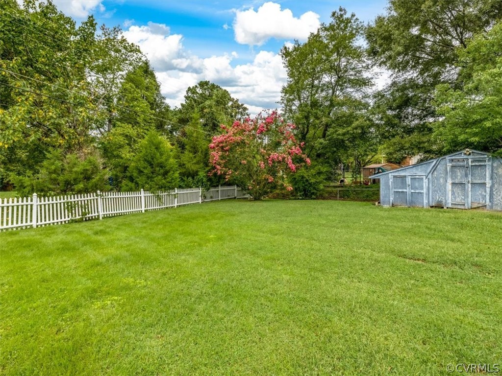 9807 Three Chopt Road Henrico, VA 23229 - Photo 32 of 32 Gallery Image 32