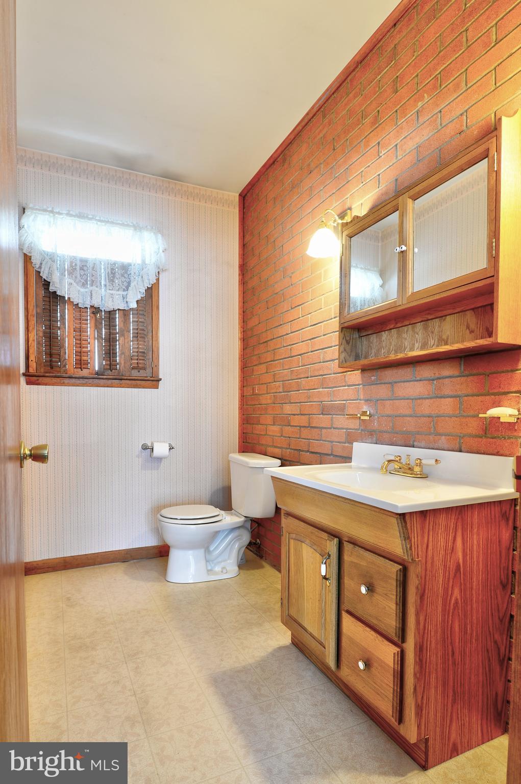 1074 Matamoras Road Halifax, PA 17032 - Photo 14 of 36 Gallery Image 14