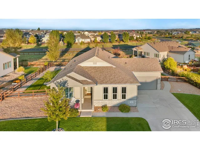 a view of a house with a outdoor space