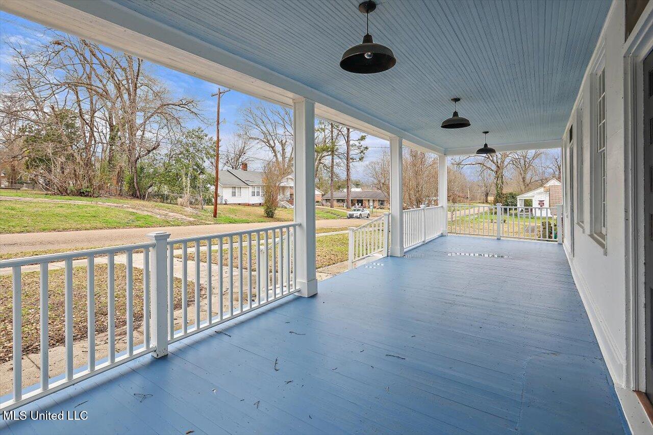 603 College Street Port Gibson, MS 39150 - Photo 5 of 40 05-603 College Street