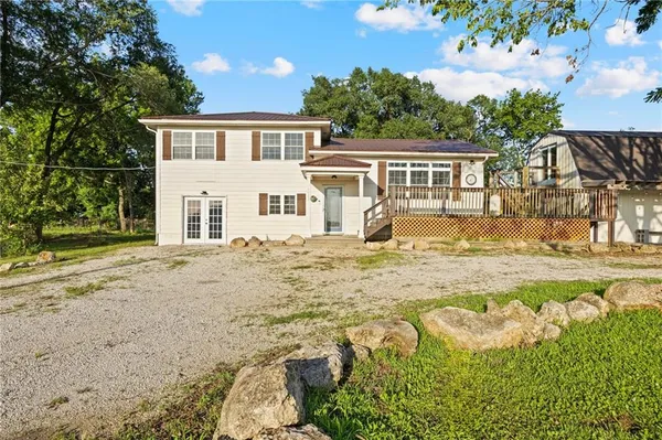 $335,000 | 1143 227th Street, Fort Scott, KS 66701