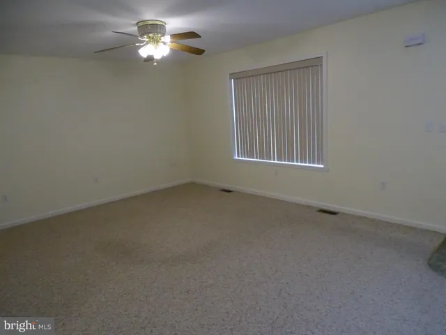 $1,200 | 10 Fairview Avenue, Waynesboro, PA 17268