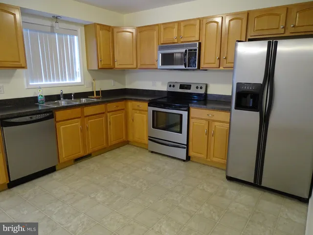 $1,200 | 10 Fairview Avenue, Waynesboro, PA 17268