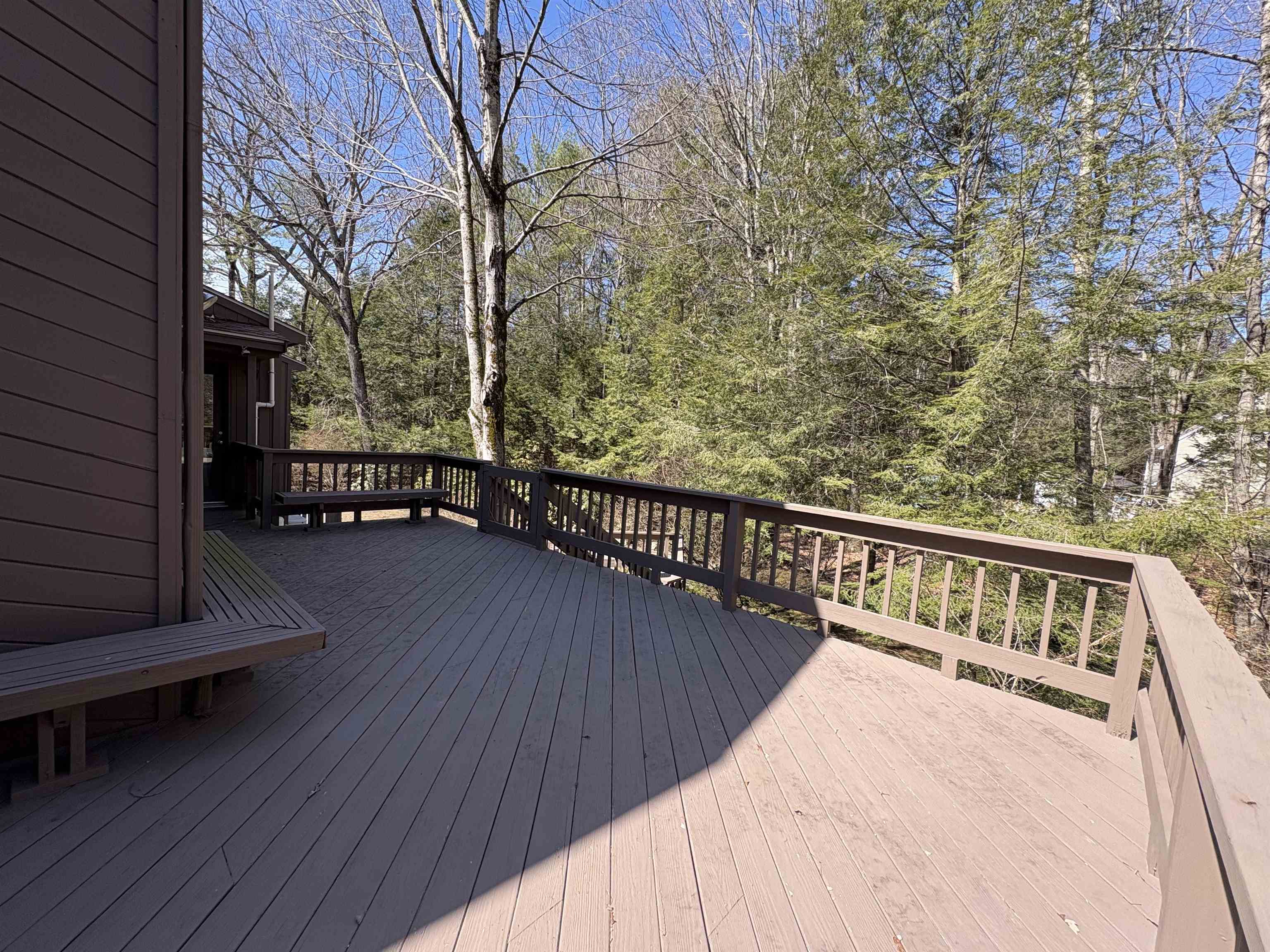 4 Windsor Boulevard Londonderry, NH 03053 - Photo 13 of 48