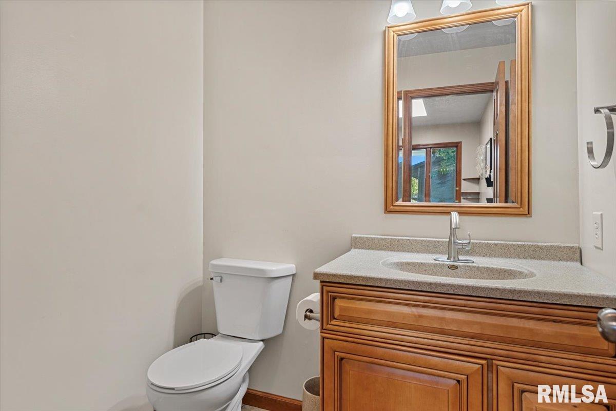 124 Roanoke Drive Rochester, IL 62563 - Photo 19 of 52