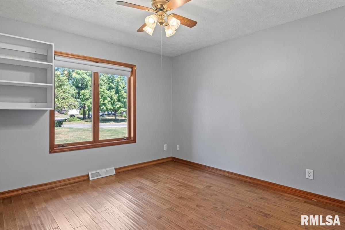 124 Roanoke Drive Rochester, IL 62563 - Photo 28 of 52