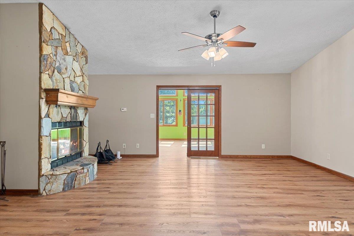 124 Roanoke Drive Rochester, IL 62563 - Photo 9 of 52