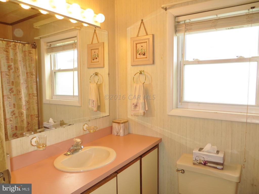 131 Clamshell Road Ocean City, MD 21842 - Photo 17 of 40 Gallery Image 17