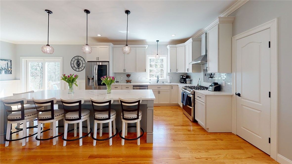 690 Matteson Road Coventry, RI 02816 - Photo 13 of 49