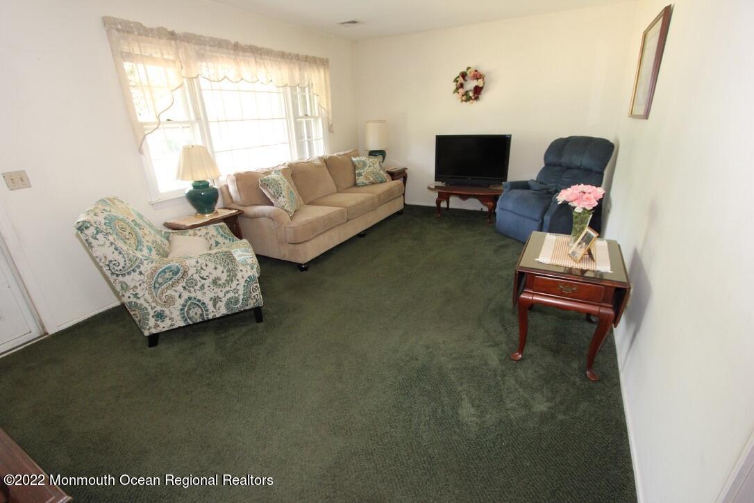 74 Beverly Beach Road Brick, NJ 08724 - Photo 11 of 46 F2EE1CD8-C634-461C-9636-EC14A11B0283_1_1