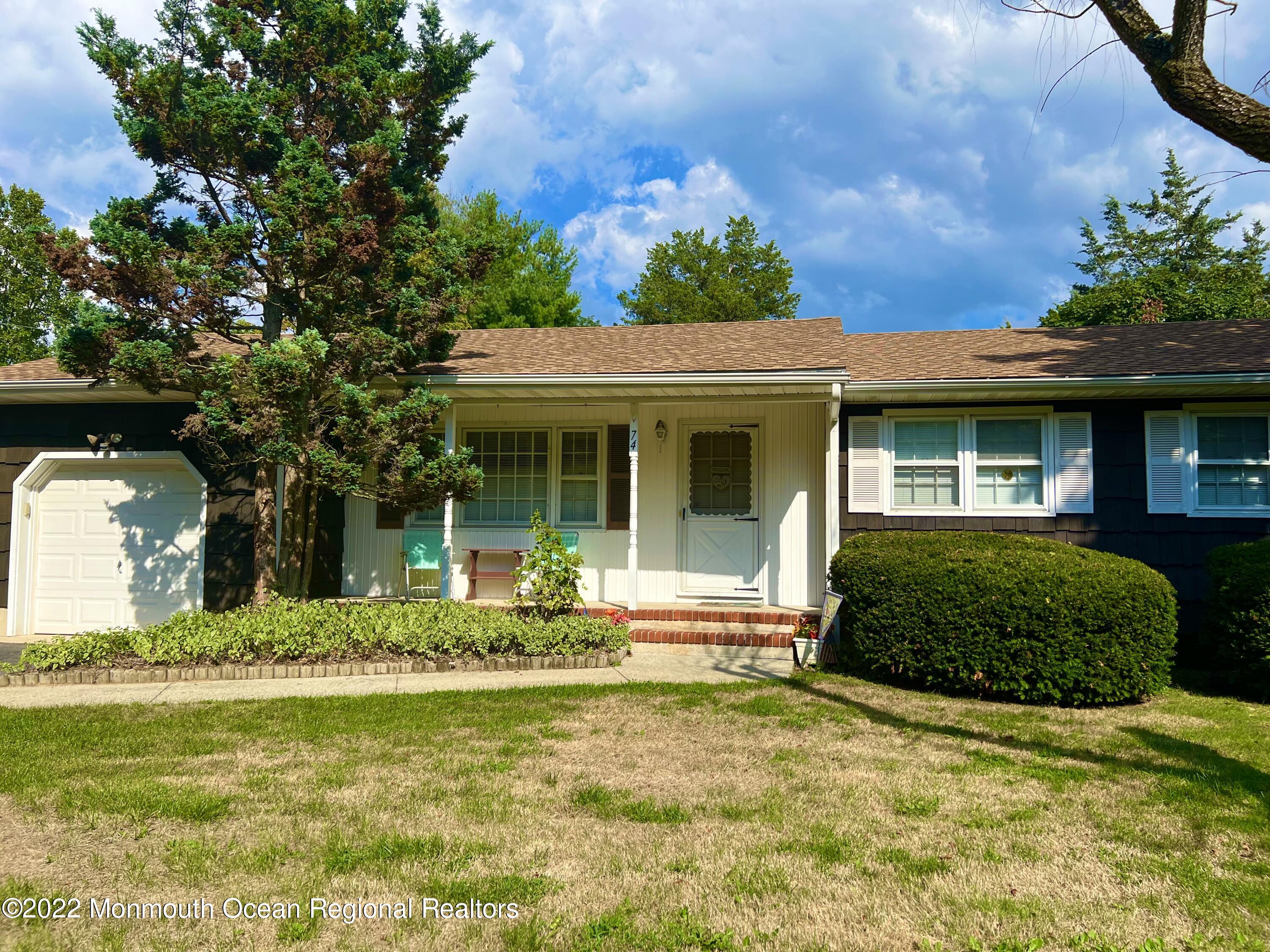 74 Beverly Beach Road Brick, NJ 08724 - Photo 3 of 46 21D95C9F-290A-4D26-A75B-64A6DF5FBE95_1_2