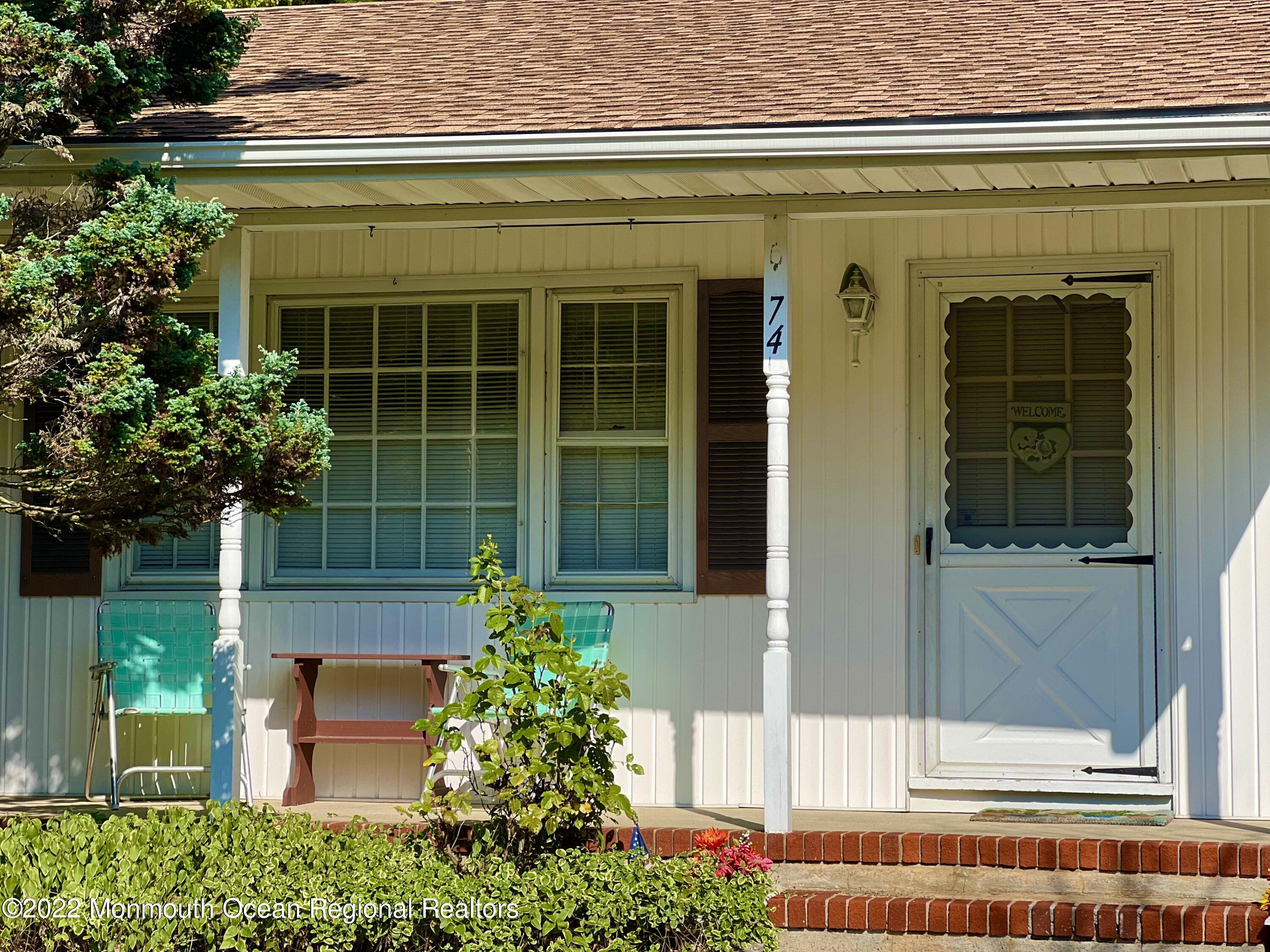 74 Beverly Beach Road Brick, NJ 08724 - Photo 4 of 46 7A8B0625-B57C-42FD-9512-896232409038_1_2