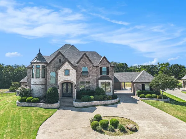 $1,199,000 | 6909 Heritage Oaks Drive, Mansfield, TX 76063