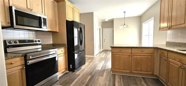 $2,300 | 3350 Steeple Way, Decatur, GA 30034