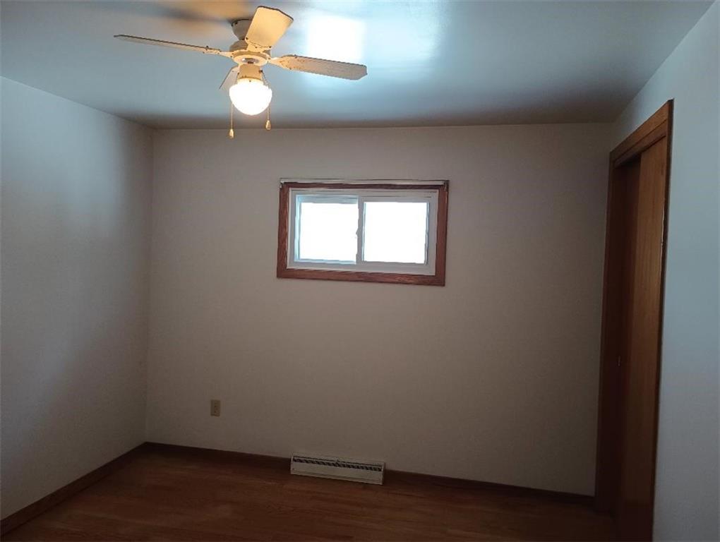 234 Baker Road Greenville, PA 16125 - Photo 14 of 16 an empty room with a window