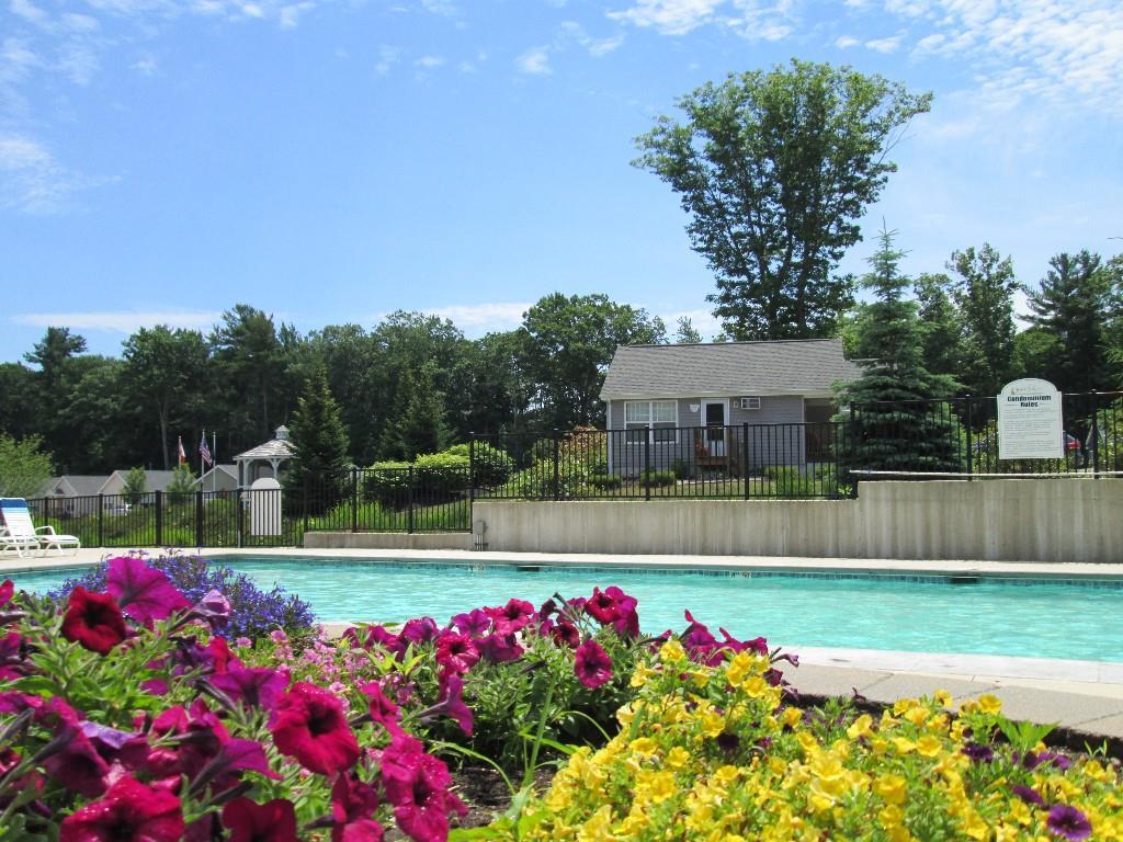 412 Post Road, Unit 188 Wells, ME 04090 - Photo 26 of 35 Flower Boxes and Main Pool Area