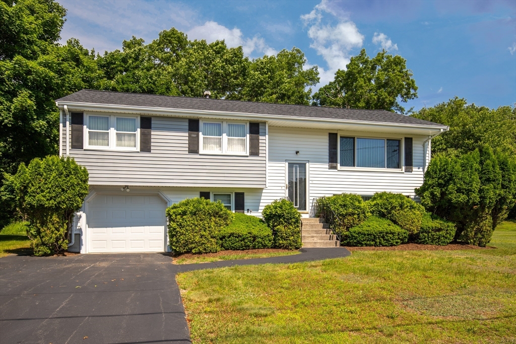 115 Ryan Road Stoughton, MA 02072 - Photo 2 of 34 Gallery Image 2