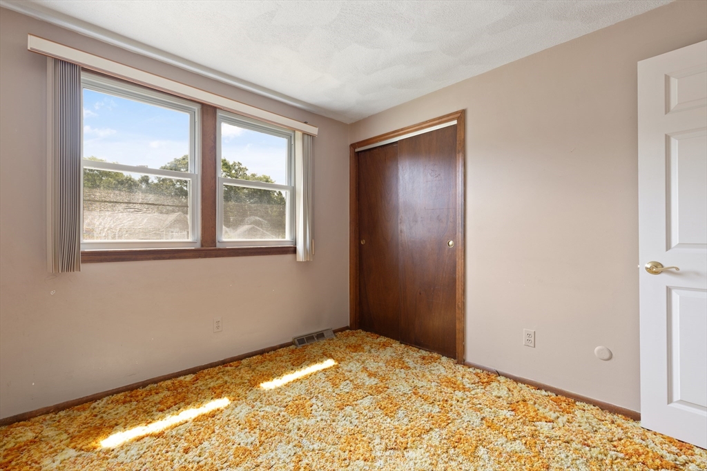 115 Ryan Road Stoughton, MA 02072 - Photo 22 of 34 Gallery Image 22