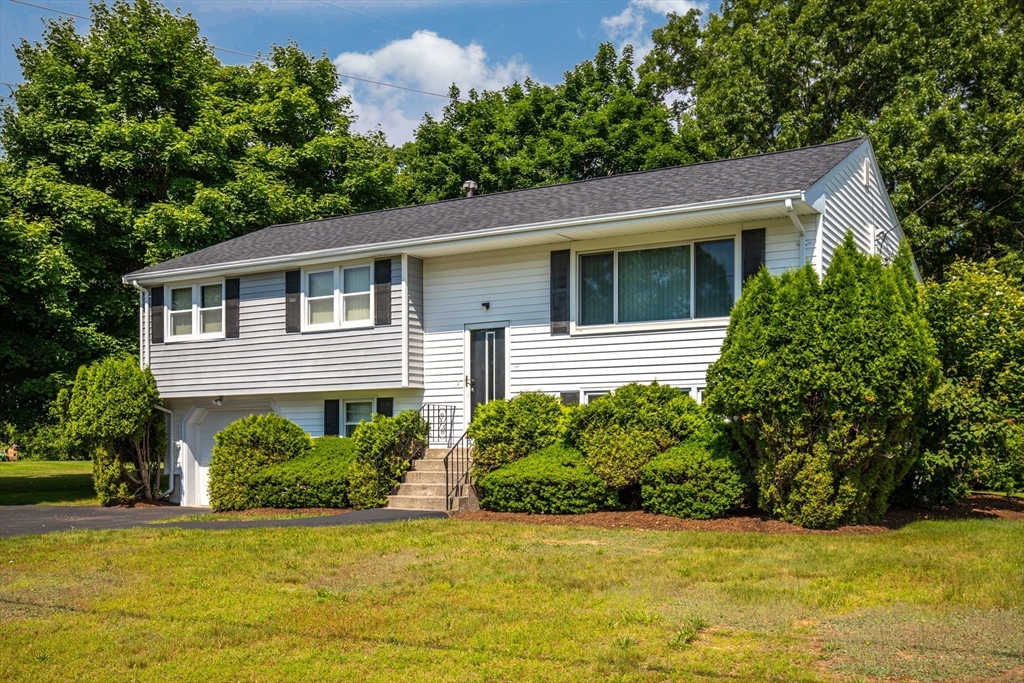 115 Ryan Road Stoughton, MA 02072 - Photo 5 of 34 Gallery Image 5
