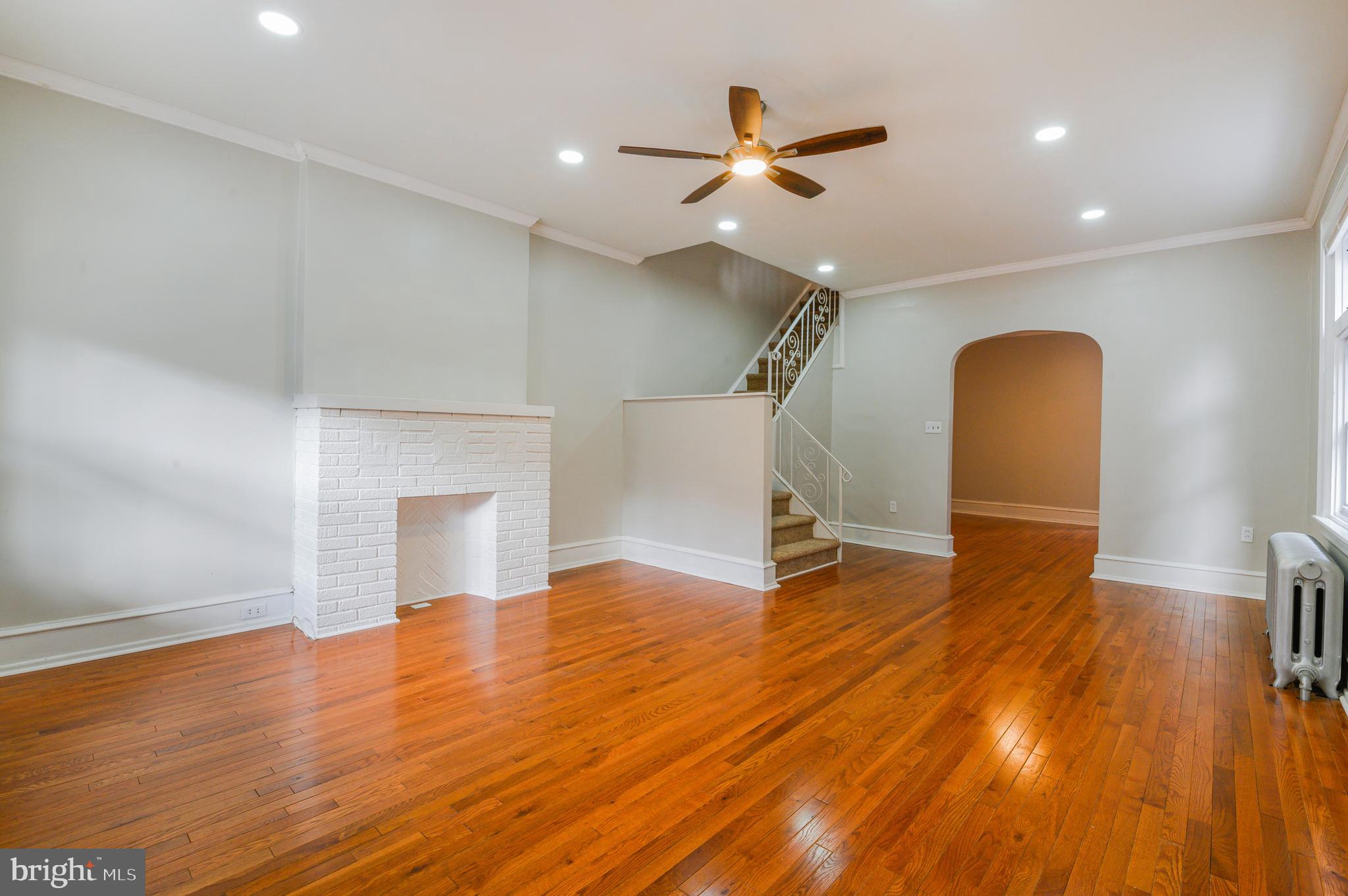 1665 Conklin Street Philadelphia, PA 19124 - Photo 3 of 21