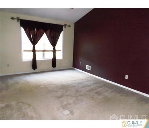 18 Lakeview Drive Helmetta, NJ 08828 - Photo 5 of 10