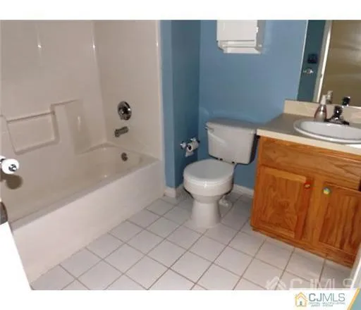 $3,075 | 18 Lakeview Drive, Helmetta, NJ 08828