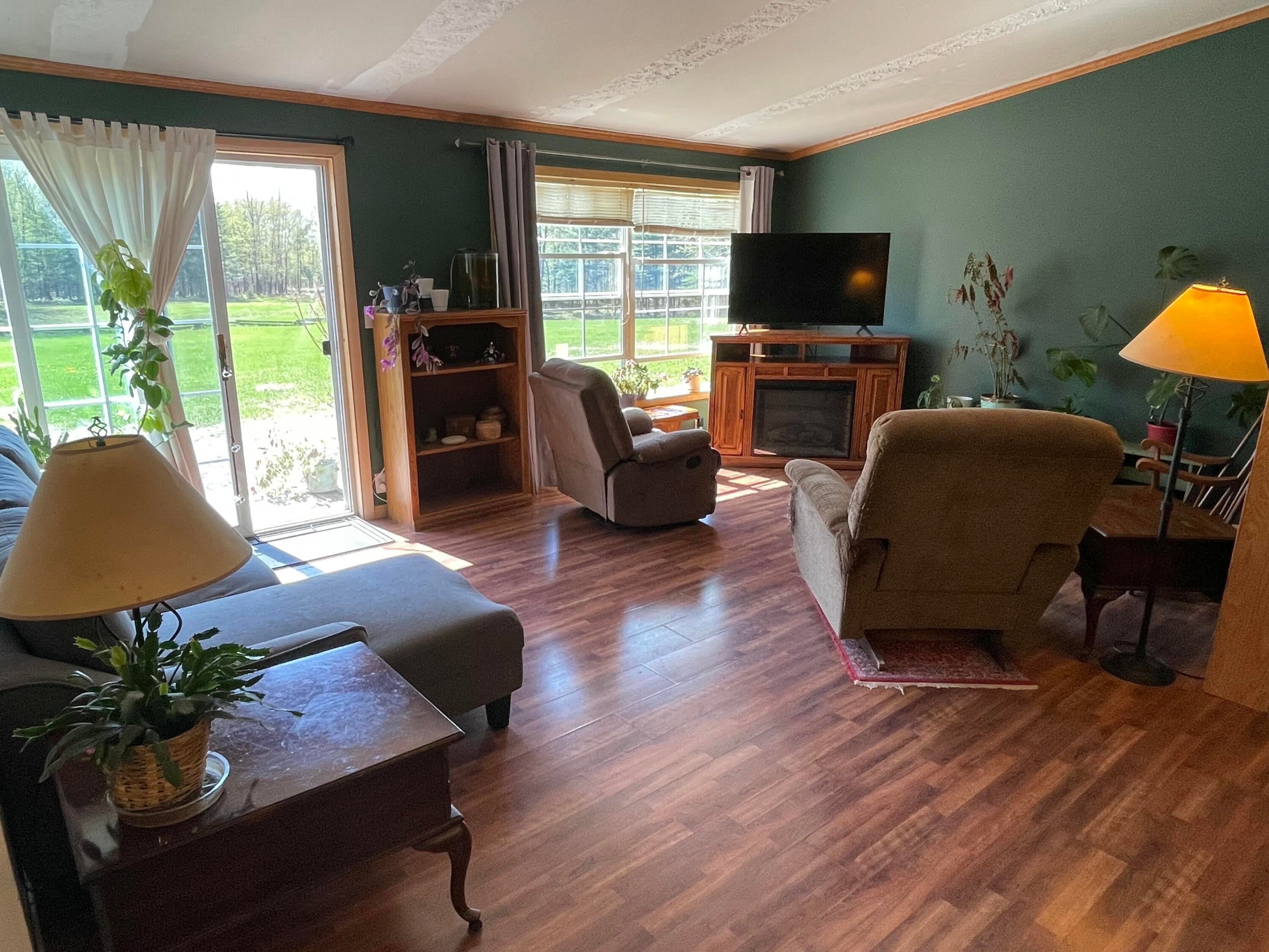 2865 West Chard Road Hessel, MI 49745 - Photo 5 of 34 Gallery Image 5