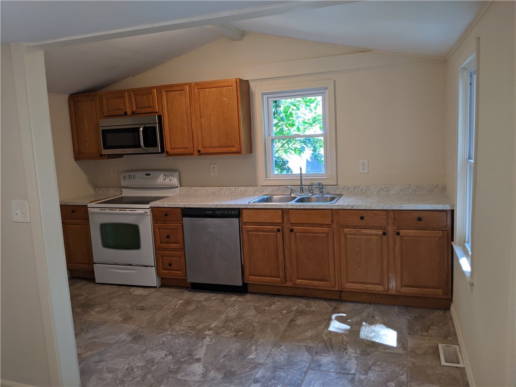 143 Cowesett Road Warwick, RI 02886 - Photo 4 of 18