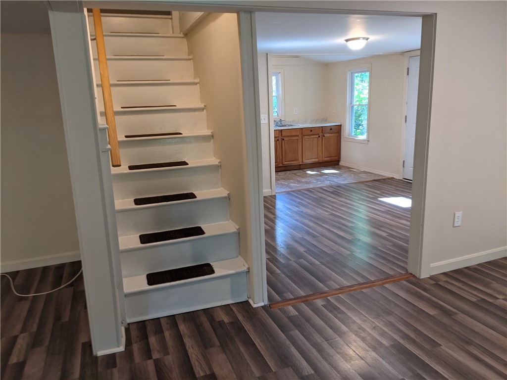 143 Cowesett Road Warwick, RI 02886 - Photo 5 of 18
