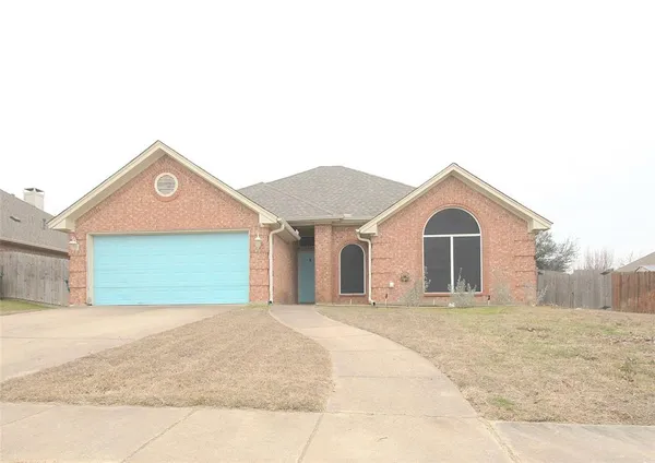 $299,000 | 1804 Sand Stone Drive, Sanger, TX 76266