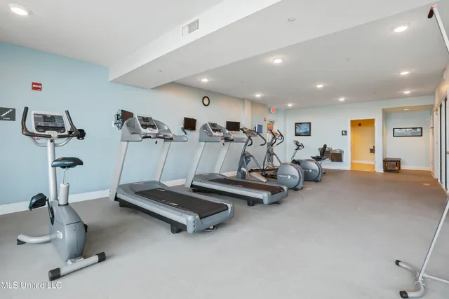 $392,500 | 2668 Beach Boulevard, Unit 905, Biloxi, MS 39531