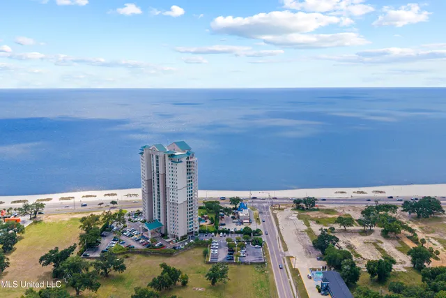 $392,500 | 2668 Beach Boulevard, Unit 905, Biloxi, MS 39531