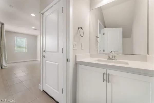$2,700 | 11676 Golden Oriole Avenue, Las Vegas, NV 89138