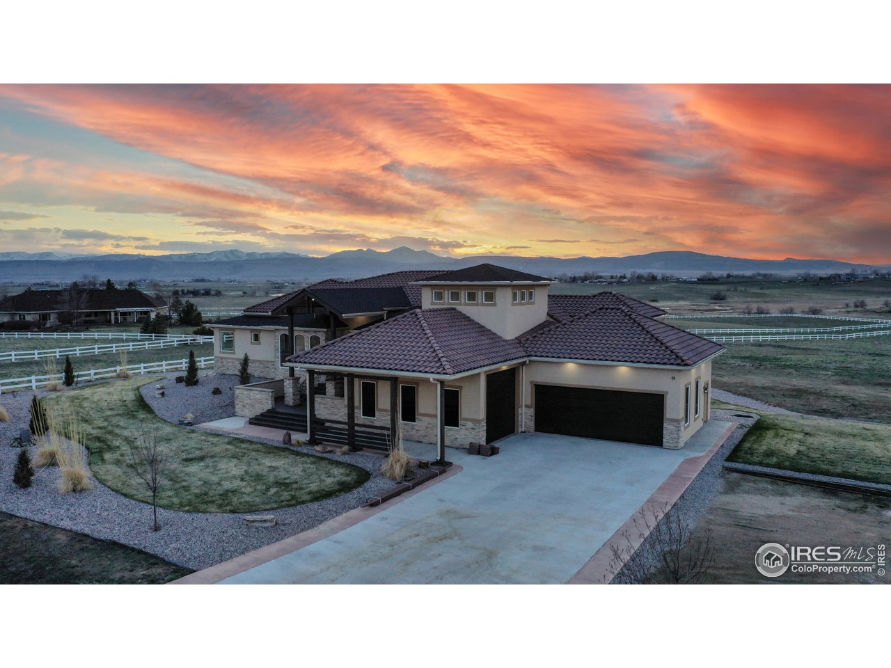 424 Grayhawk Road Fort Collins, CO 80524 - Photo 2 of 40 a black and white photo of a house