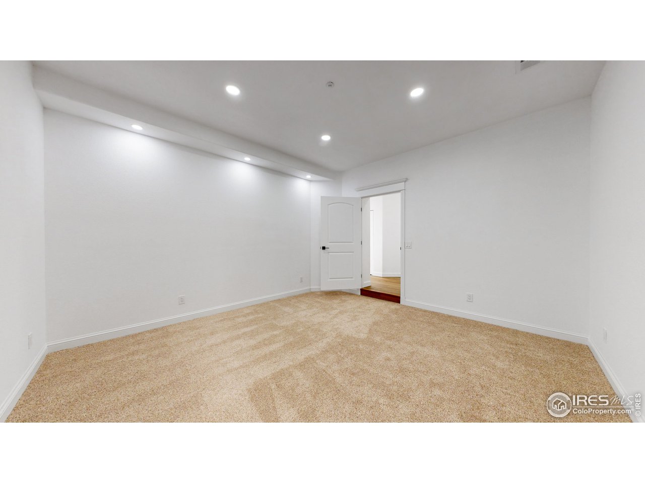 424 Grayhawk Road Fort Collins, CO 80524 - Photo 24 of 40 a open hall with a ceiling fan