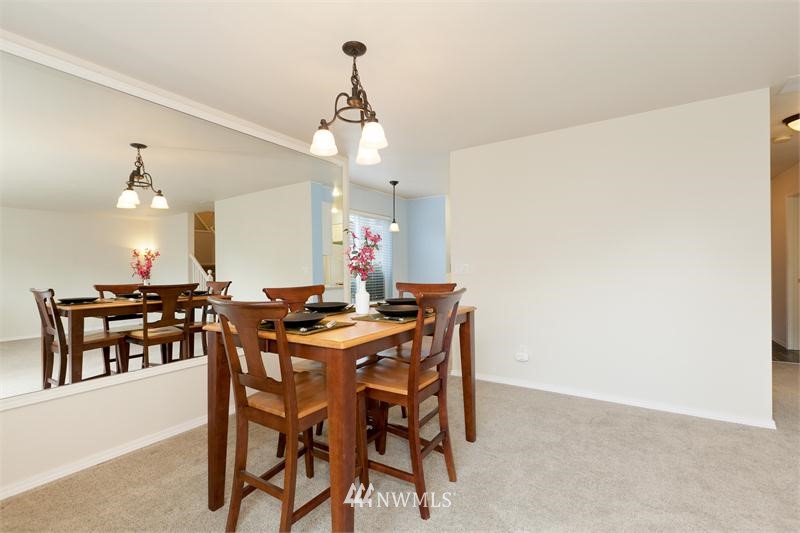 18821 19th Drive Southeast Bothell, WA 98012 - Photo 3 of 15