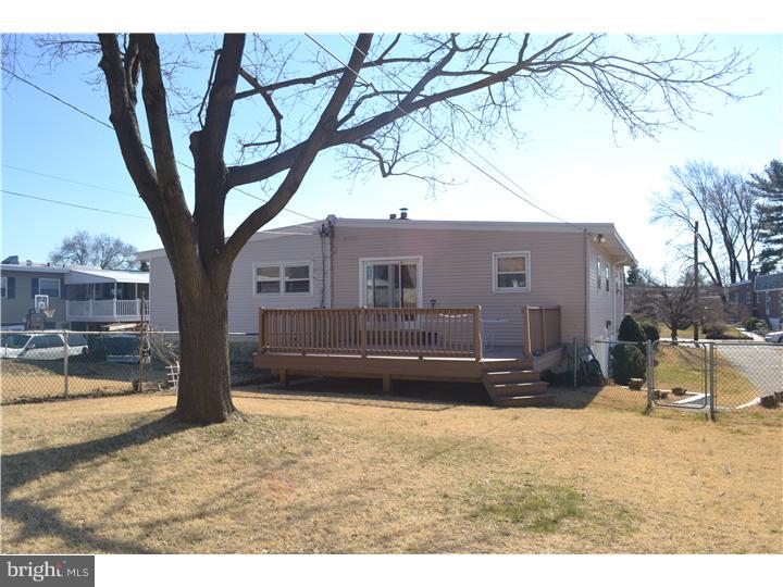 1113 Plane Road Philadelphia, PA 19115 - Photo 12 of 12