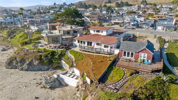 $4,200,000 | 534 Pacific, Cayucos, CA 93430
