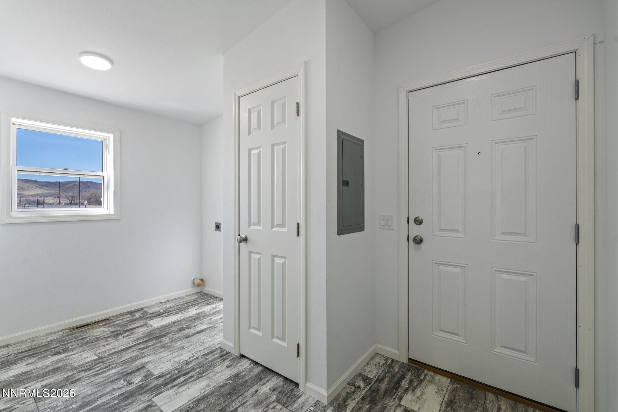 7730 Remington Road Silver Springs, NV 89429 - Photo 6 of 32 30-web-or-mls-DSC04563
