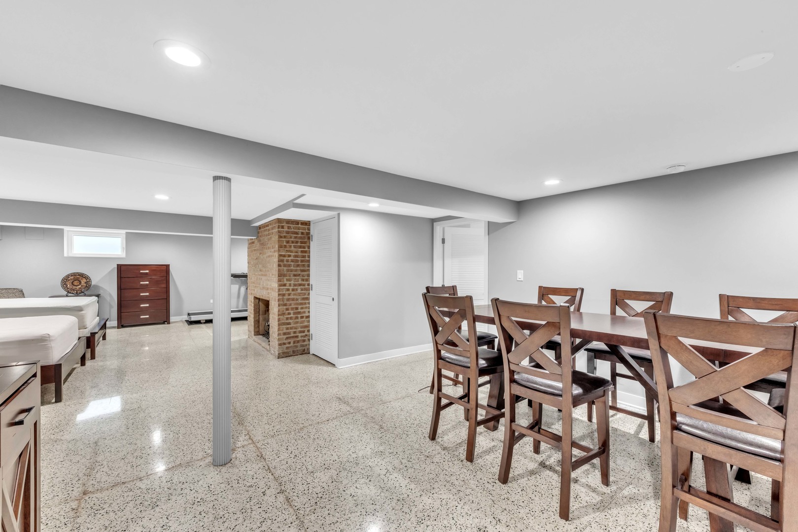 191 Michaux Road Riverside, IL 60546 - Photo 25 of 32