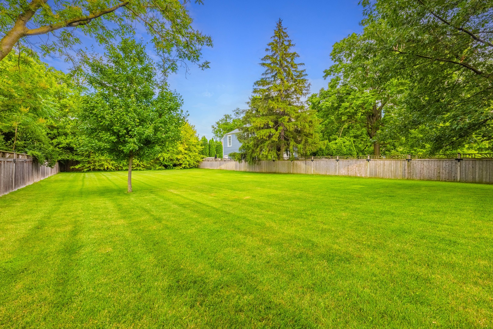 191 Michaux Road Riverside, IL 60546 - Photo 30 of 32