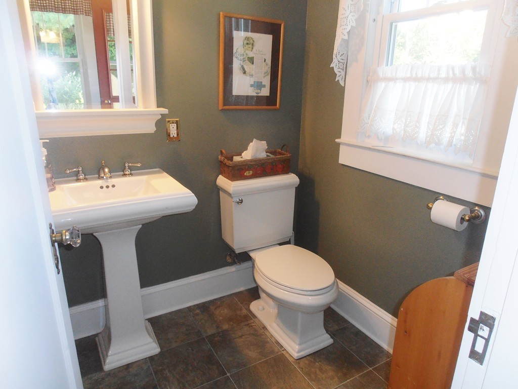 100 Hampden Road East Longmeadow, MA 01028 - Photo 8 of 30 Gallery Image 8