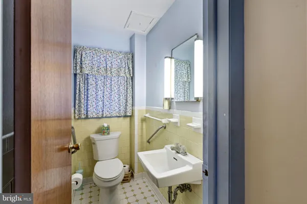 $380,000 | 203 Sweetser Road, Linthicum Heights, MD 21090