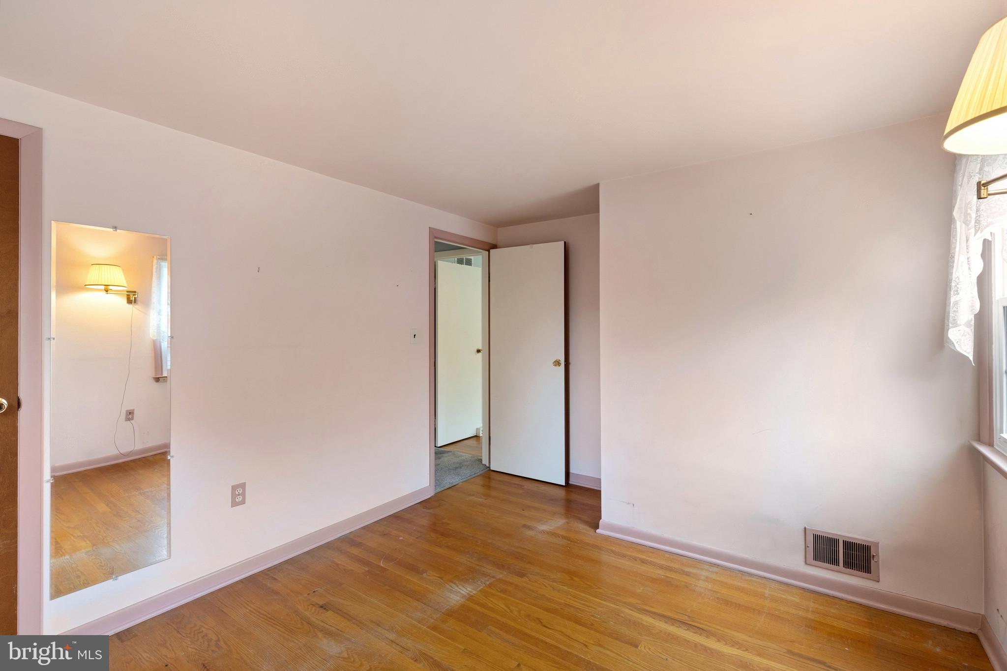 203 Sweetser Road Linthicum Heights, MD 21090 - Photo 24 of 34 Bedroom four