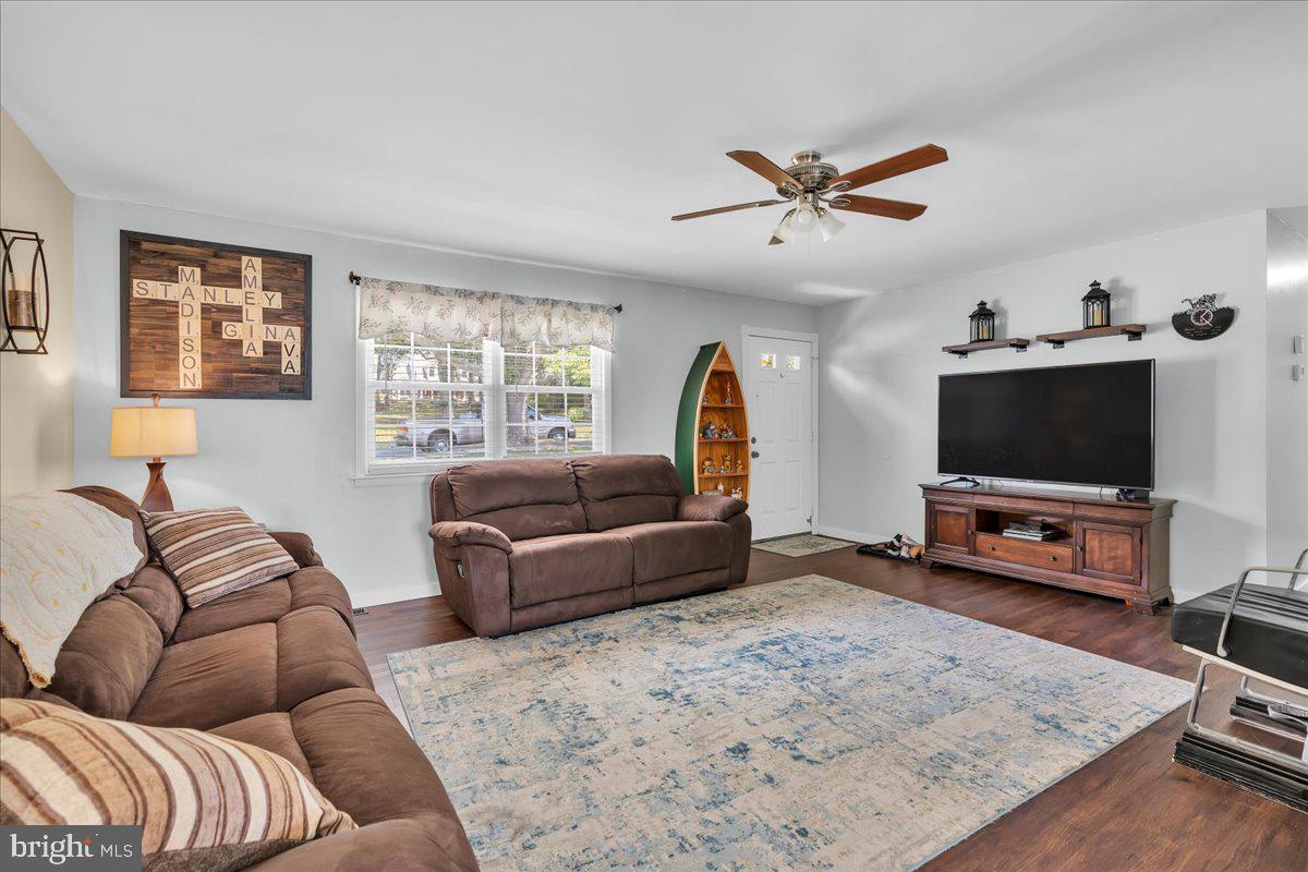 698 North 1st Road Hammonton, NJ 08037 - Photo 4 of 21 Gallery Image 4