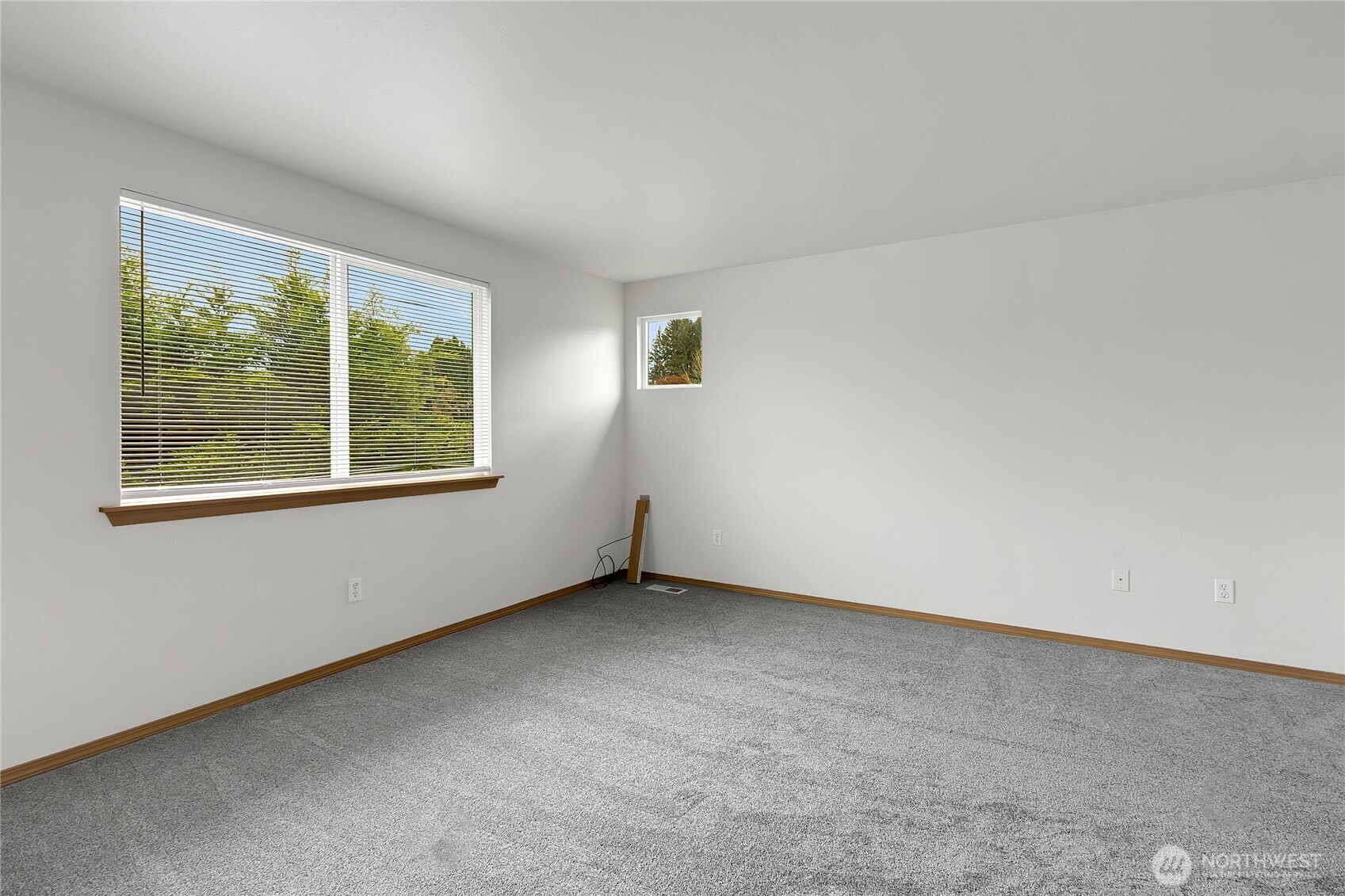 2727 Hidden Springs Loop Southeast Lacey, WA 98503 - Photo 11 of 19