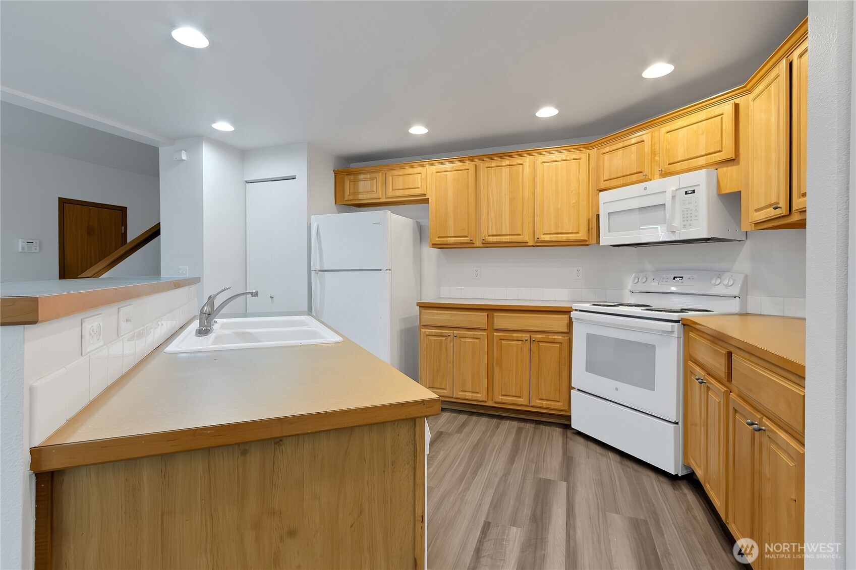 2727 Hidden Springs Loop Southeast Lacey, WA 98503 - Photo 6 of 19