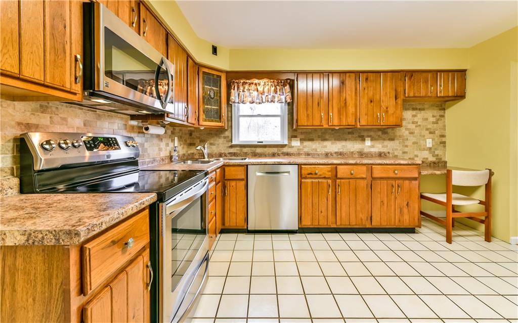 3881 Anderson Road Gibsonia, PA 15044 - Photo 10 of 25 Gallery Image 10