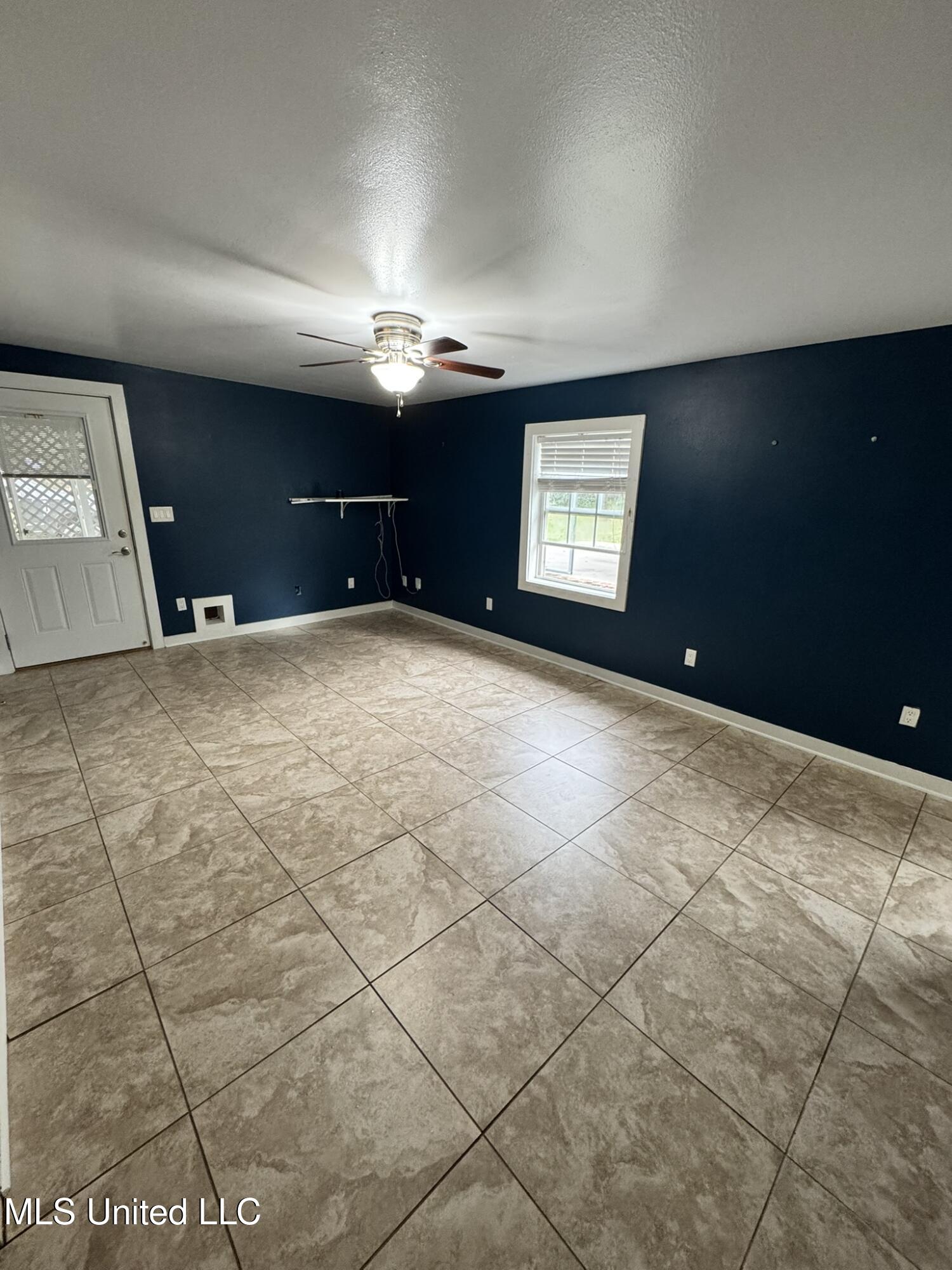 8501 Pointe Aux Chenes Road Ocean Springs, MS 39564 - Photo 14 of 19 IMG_5542