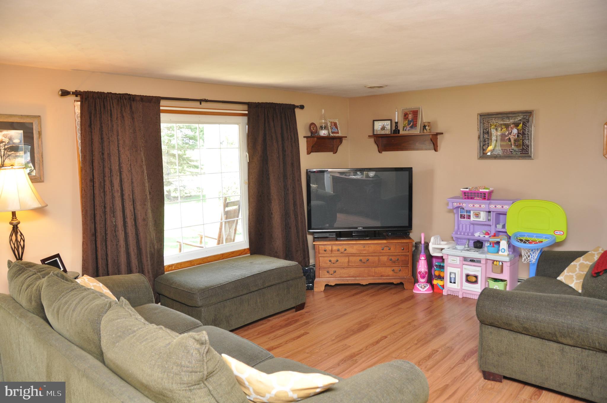 4016 Brownton Road Felton, PA 17322 - Photo 2 of 21